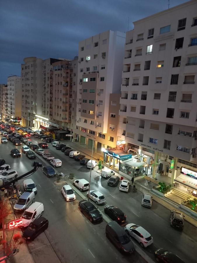 Joli Studio, 17 Avenue Hedi Nouira Ennasr 2, Ariana, Tunis エクステリア 写真